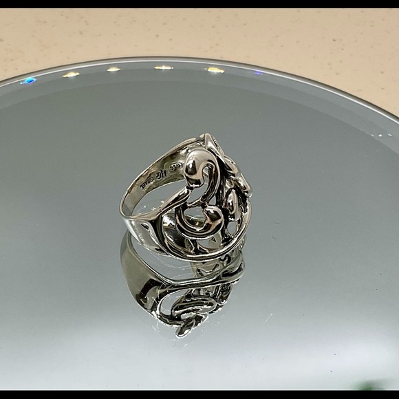 Hagit Gorali Sterling Silver Swirling Lines Ring - Picture 10 of 11